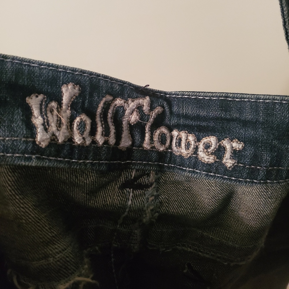 Wallflower | Denim Cuffed Hem Shorts Overalls - Picture 7 of 7
